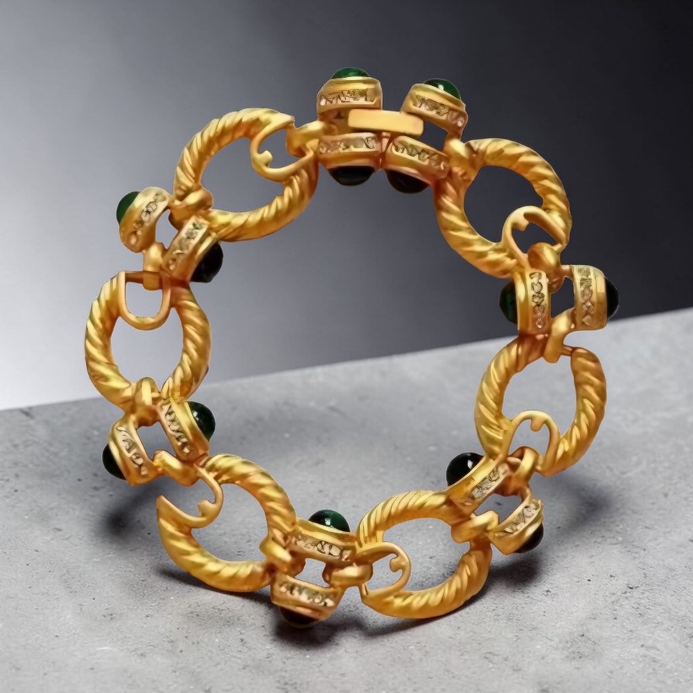 18k Gold Plated Matte Twisted Cable Emerald Glass Cabochon Bracelet